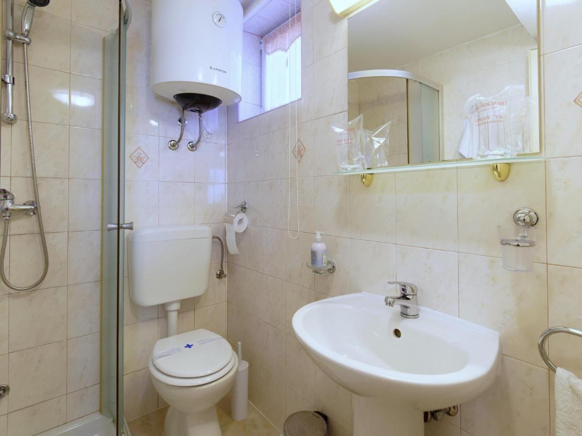 Holiday Home Nevena By Rent Istria Buje Εξωτερικό φωτογραφία