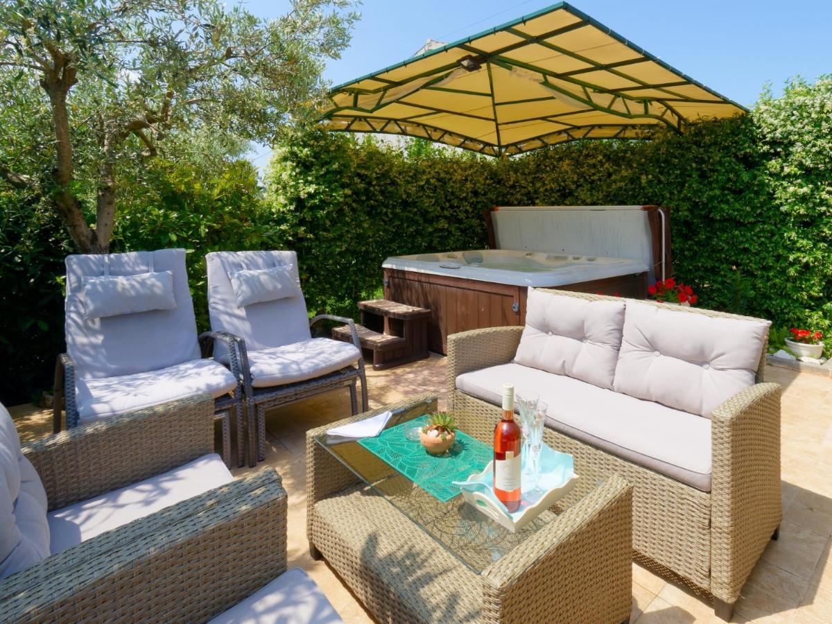 Holiday Home Nevena By Rent Istria Buje Εξωτερικό φωτογραφία