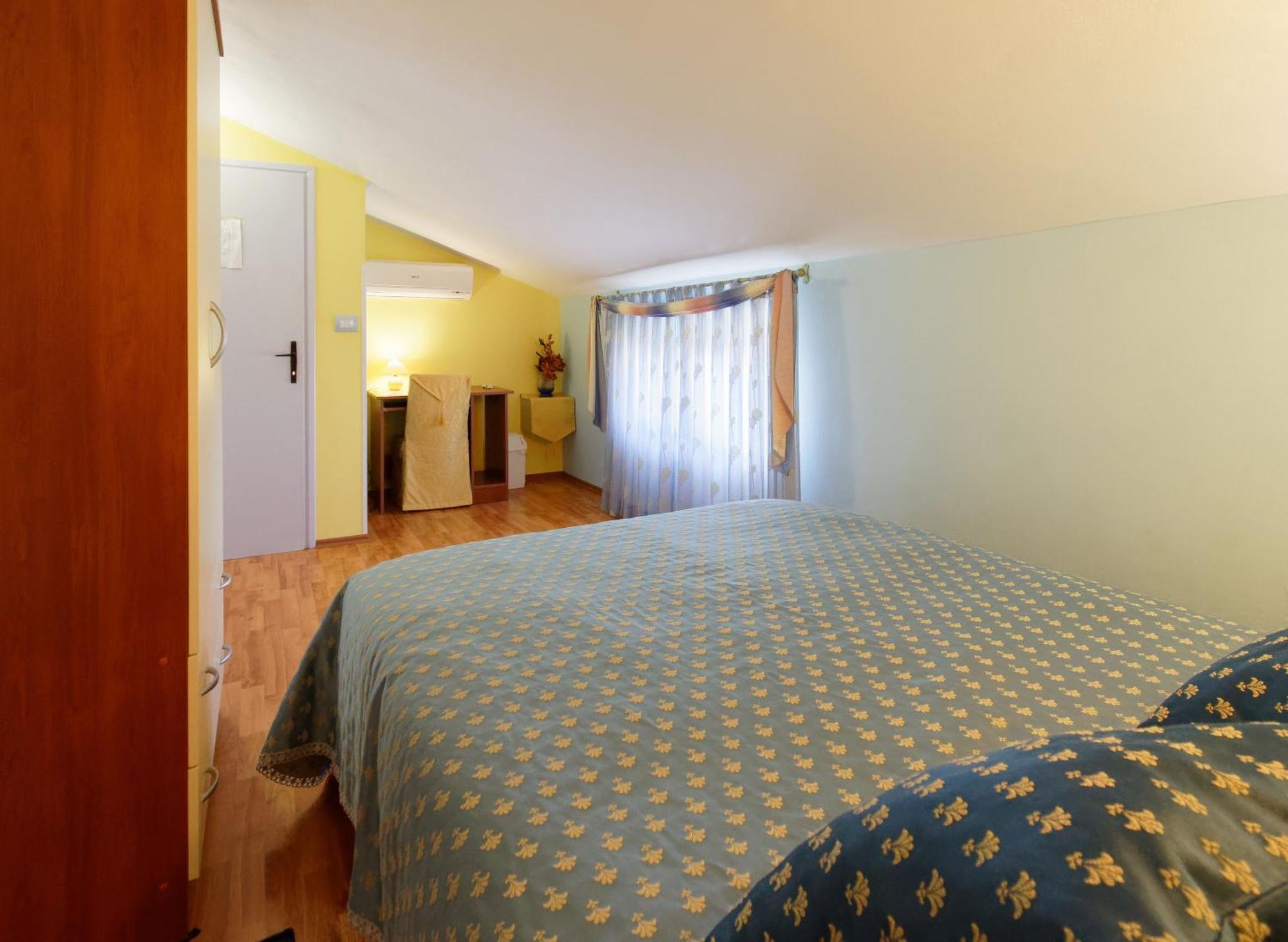 Holiday Home Nevena By Rent Istria Buje Δωμάτιο φωτογραφία